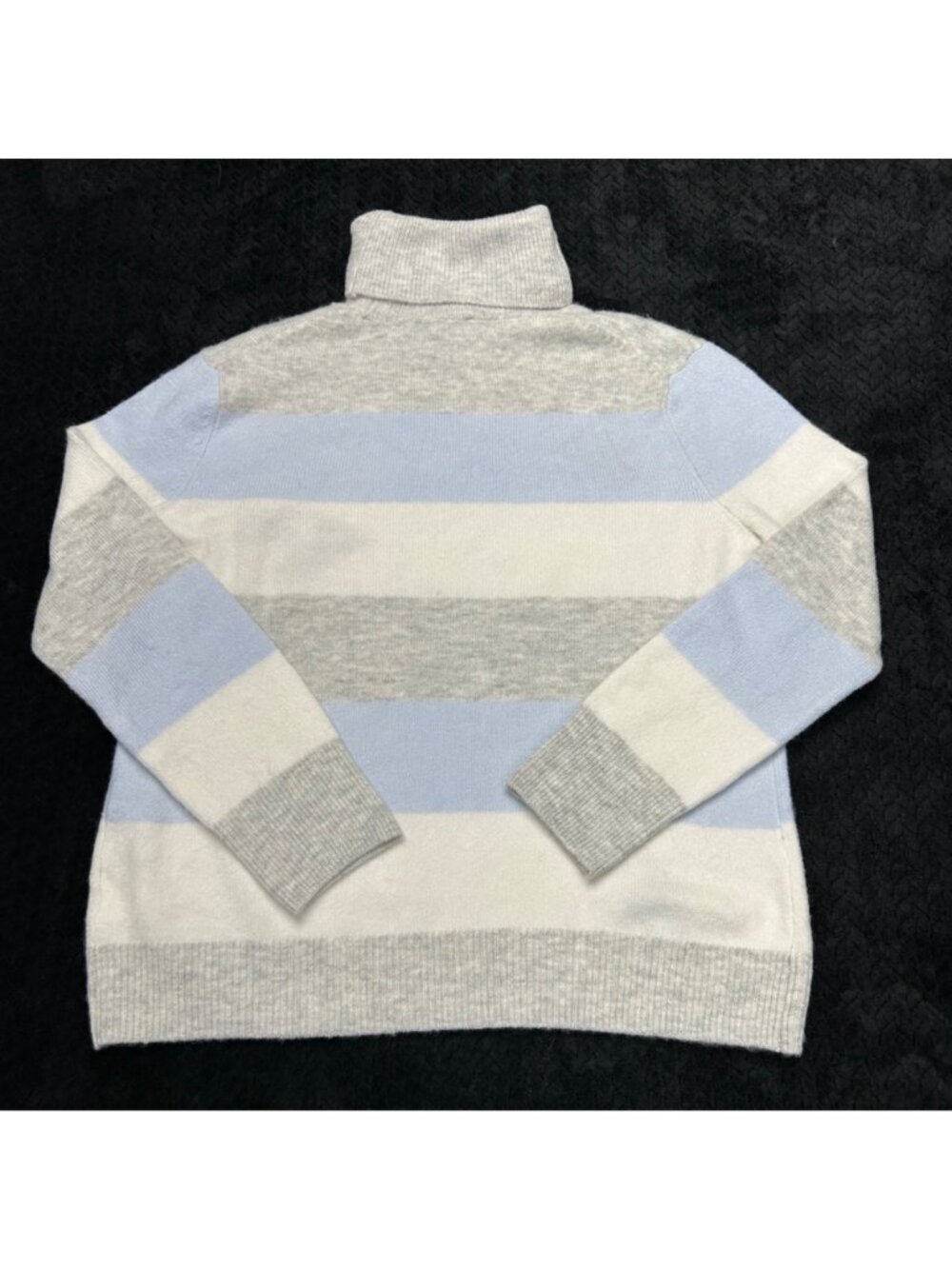Ski Pattern Turtleneck Sweater By CeCe Medium Blue & White Striped Wool Blend - Picture 11 of 13